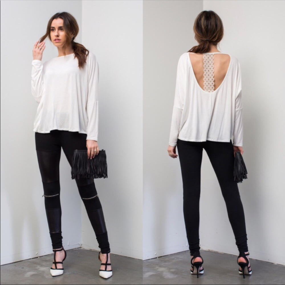 ‼️LAST ONE ‼️PLUS SIZE Lace back detail top